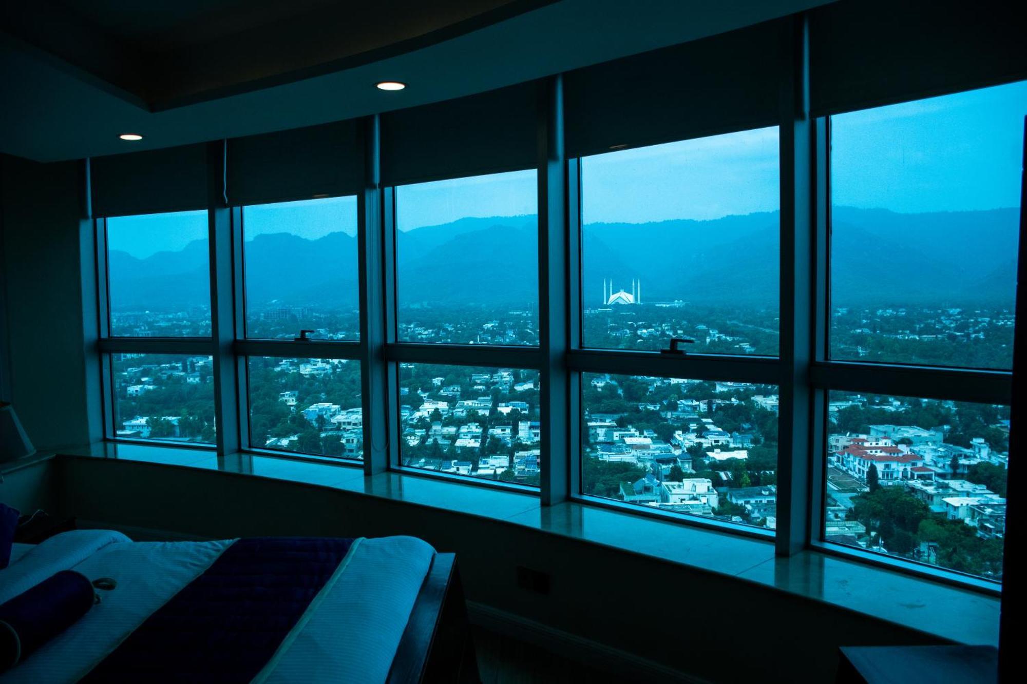 Centaurus Hotel Suites Islamabad Zewnętrze zdjęcie