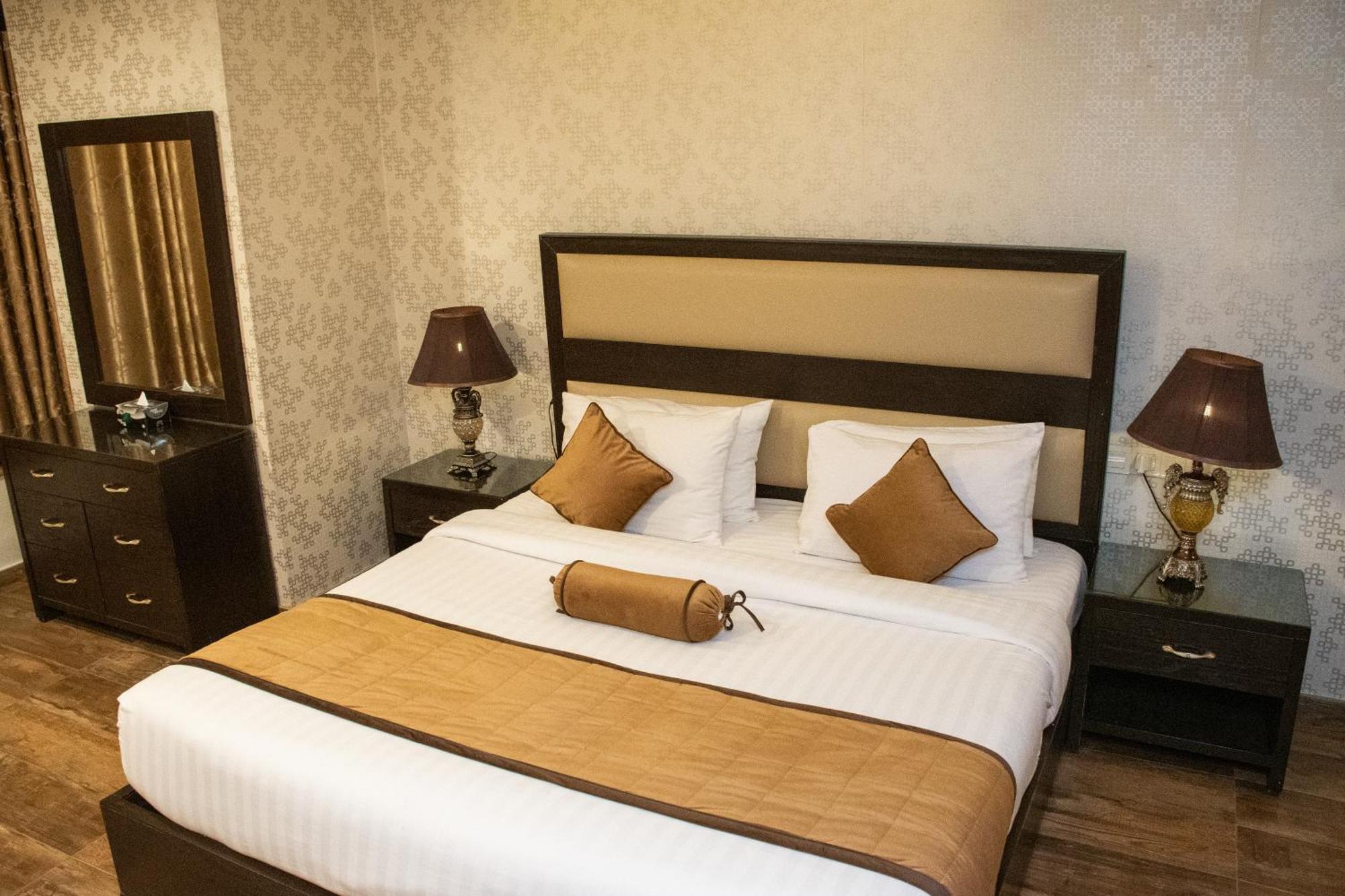 Centaurus Hotel Suites Islamabad Zewnętrze zdjęcie